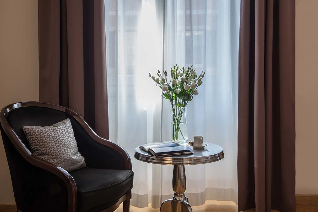 Relais Rione Ponte Hotel Rome Exterior photo